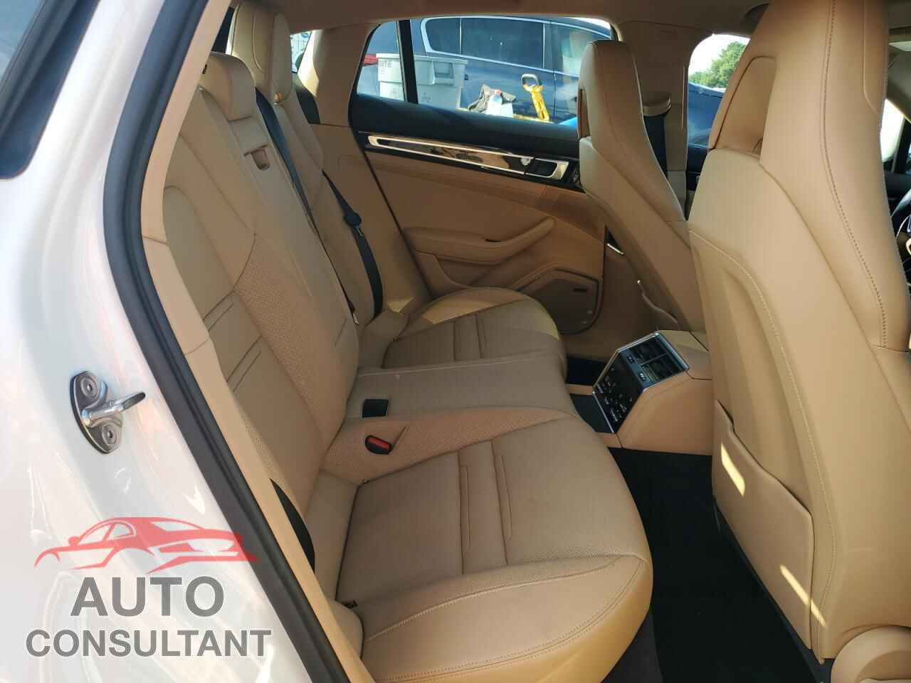 PORSCHE PANAMERA 2021 - WP0AJ2A7XML113984