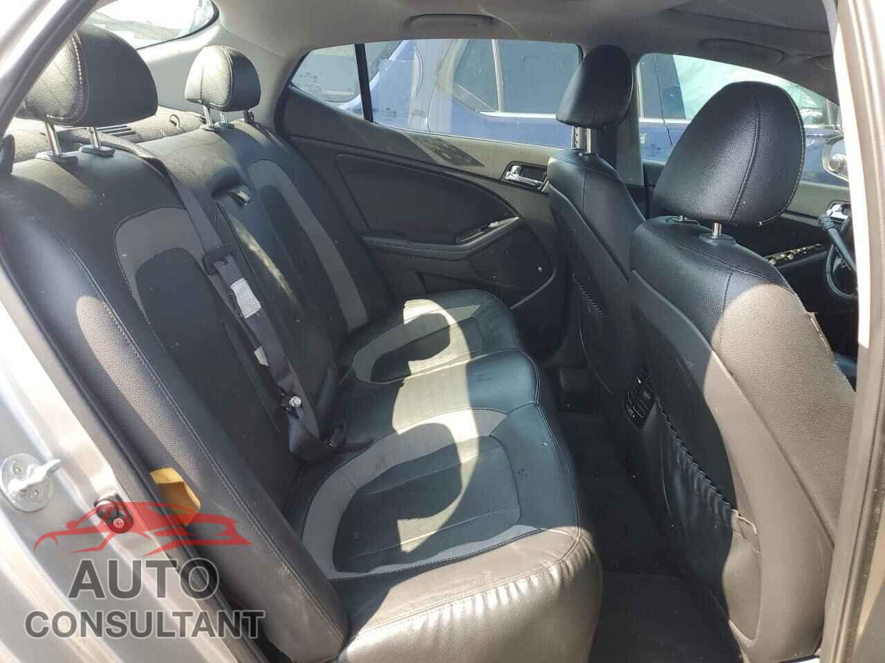 KIA OPTIMA 2012 - KNAGM4AD3C5015480