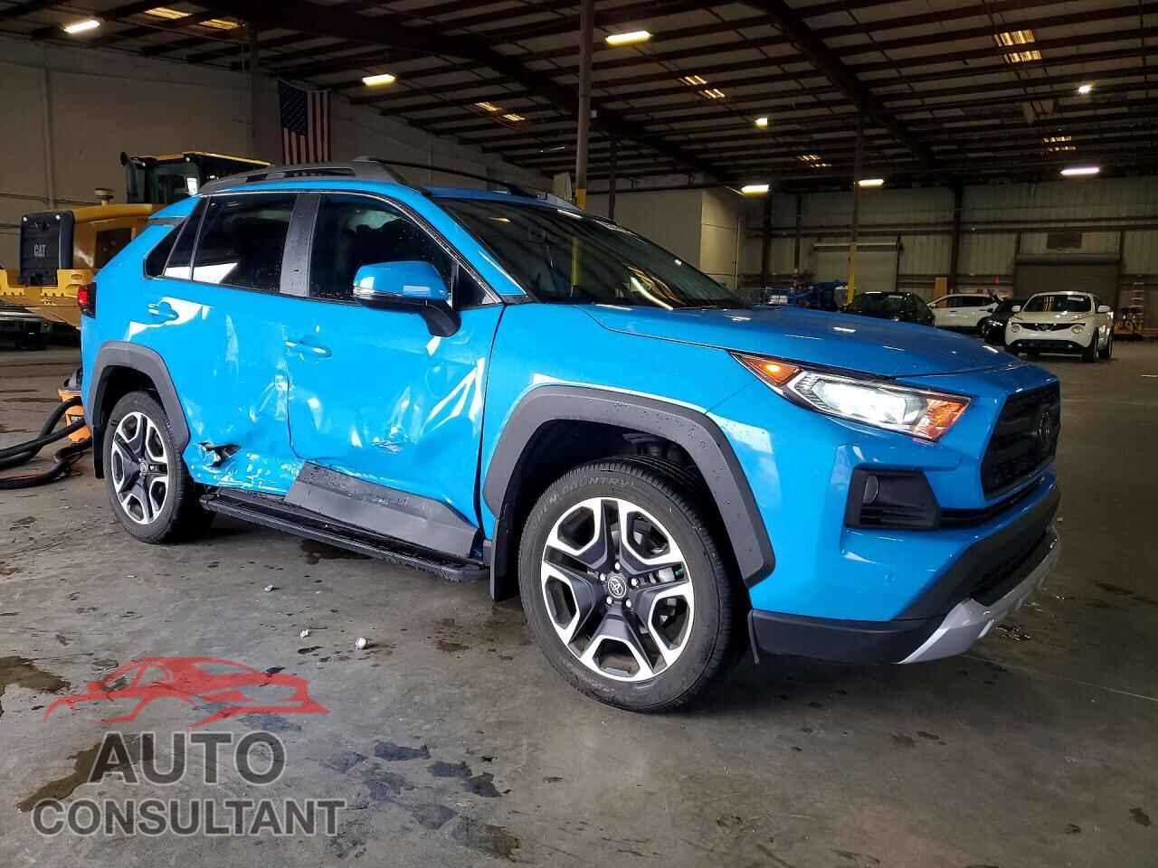 TOYOTA RAV4 2019 - 2T3J1RFVXKC048369