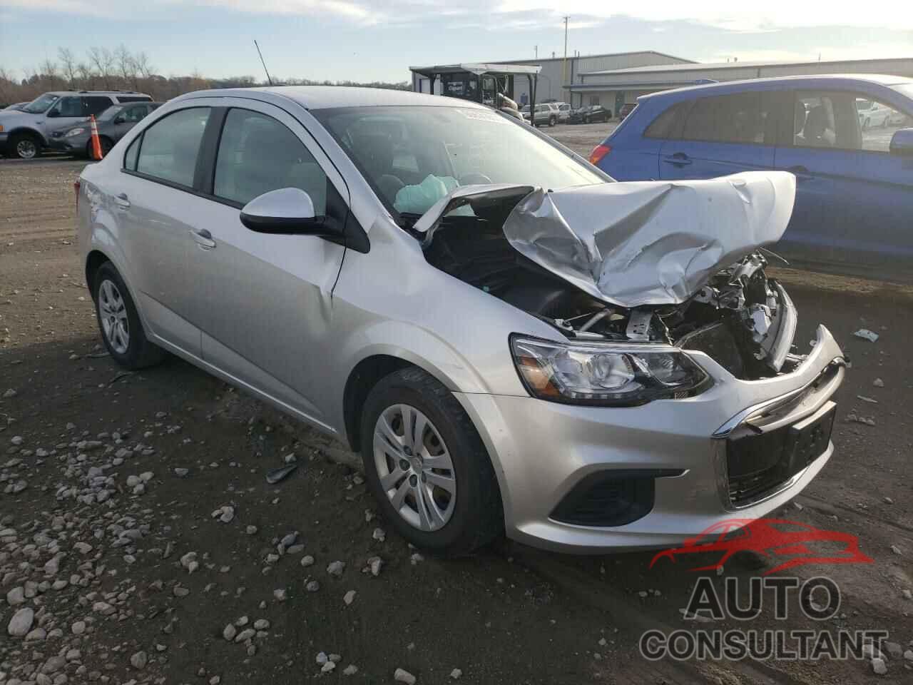 CHEVROLET SONIC 2017 - 1G1JB5SH2H4140398