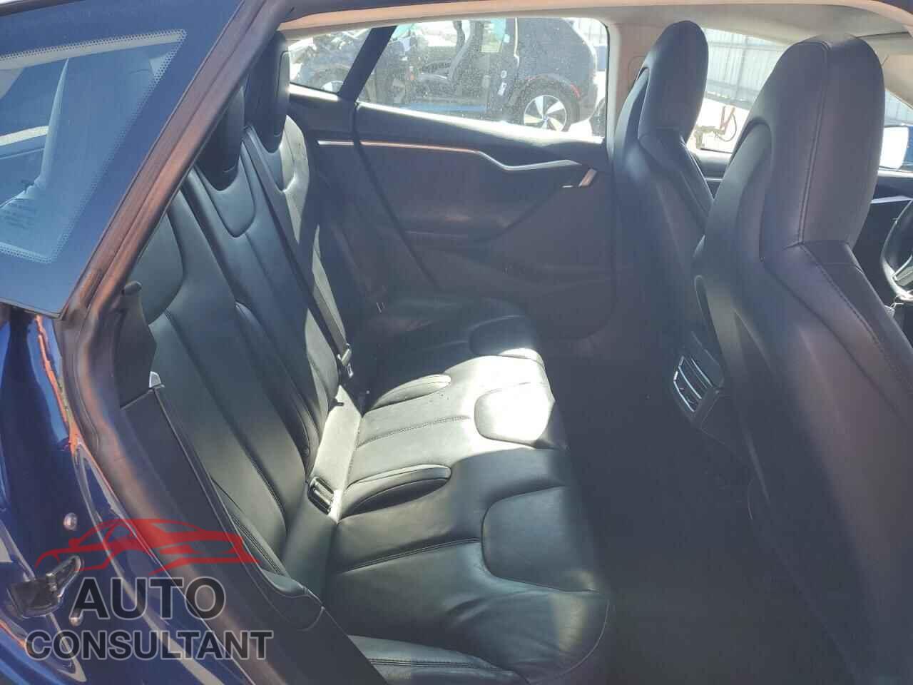 TESLA MODEL S 2015 - 5YJSA1E24FF118343