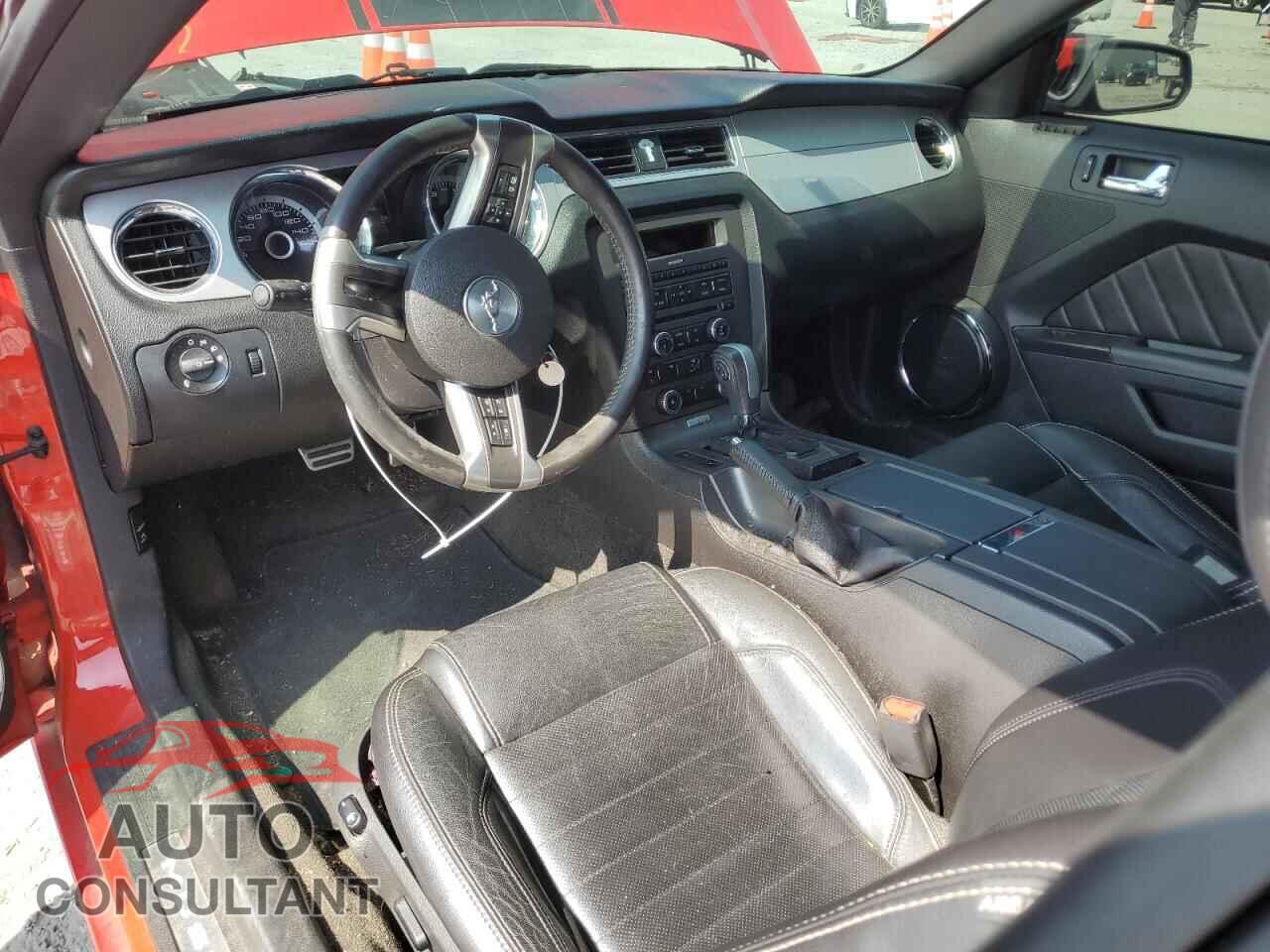 FORD MUSTANG 2014 - 1ZVBP8CF0E5244967