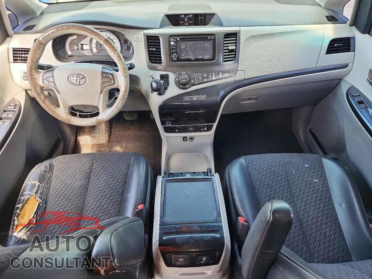 TOYOTA SIENNA 2013 - 5TDXK3DC8DS313184
