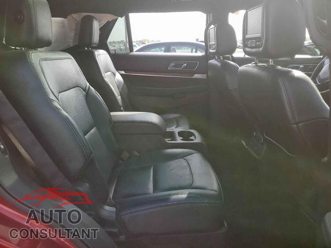 FORD EXPLORER 2018 - 1FM5K7FH5JGB07751