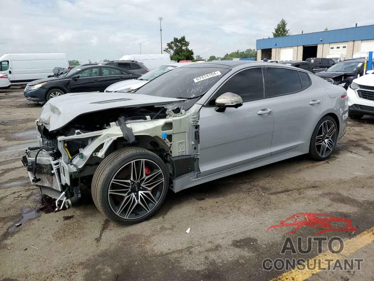 KIA STINGER 2023 - KNAE55LC7P6127116