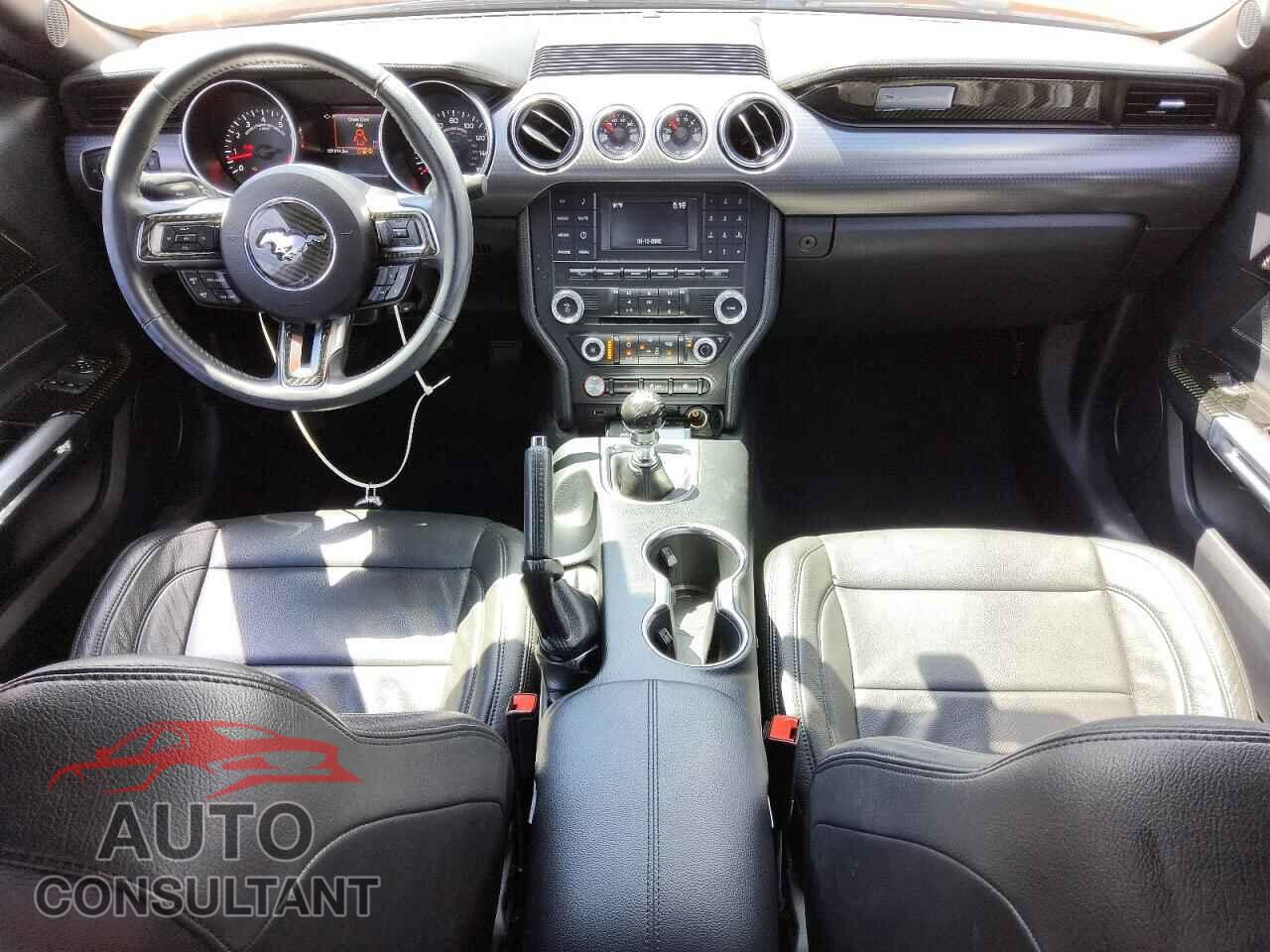 FORD MUSTANG 2018 - 1FA6P8CF2J5145779