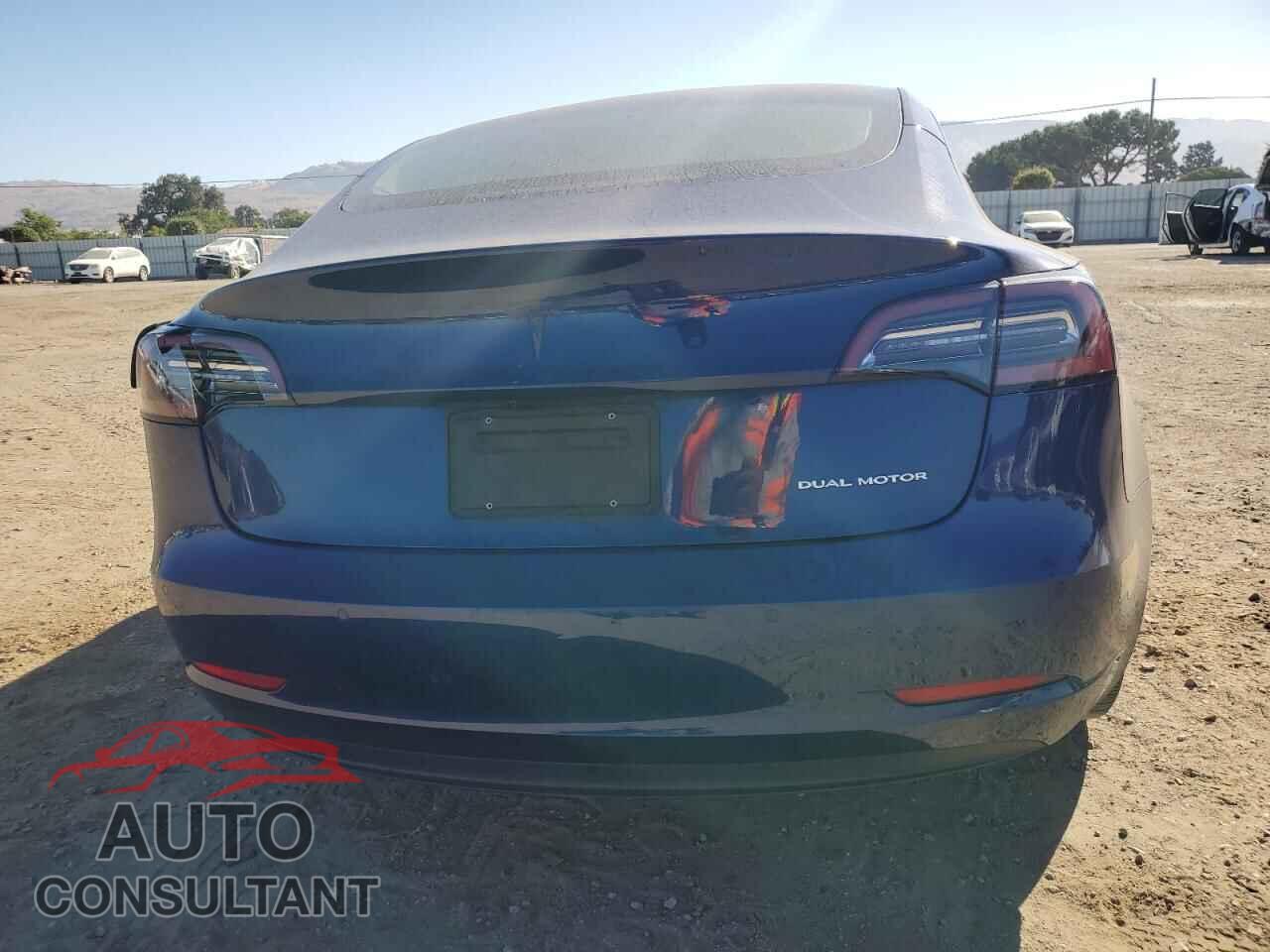TESLA MODEL 3 2022 - 5YJ3E1EB3NF189850