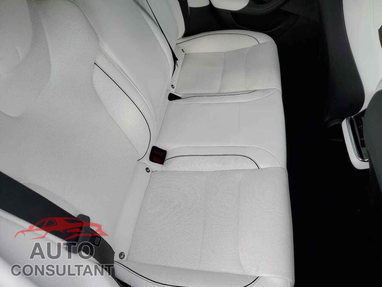 TESLA MODEL S 2022 - 5YJSA1E64NF468329