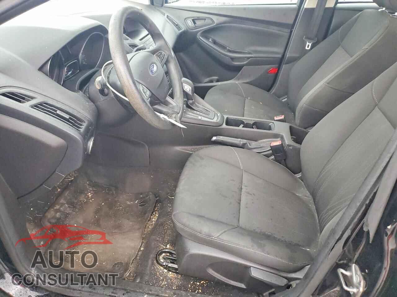 FORD FOCUS 2017 - 1FADP3E20HL302719