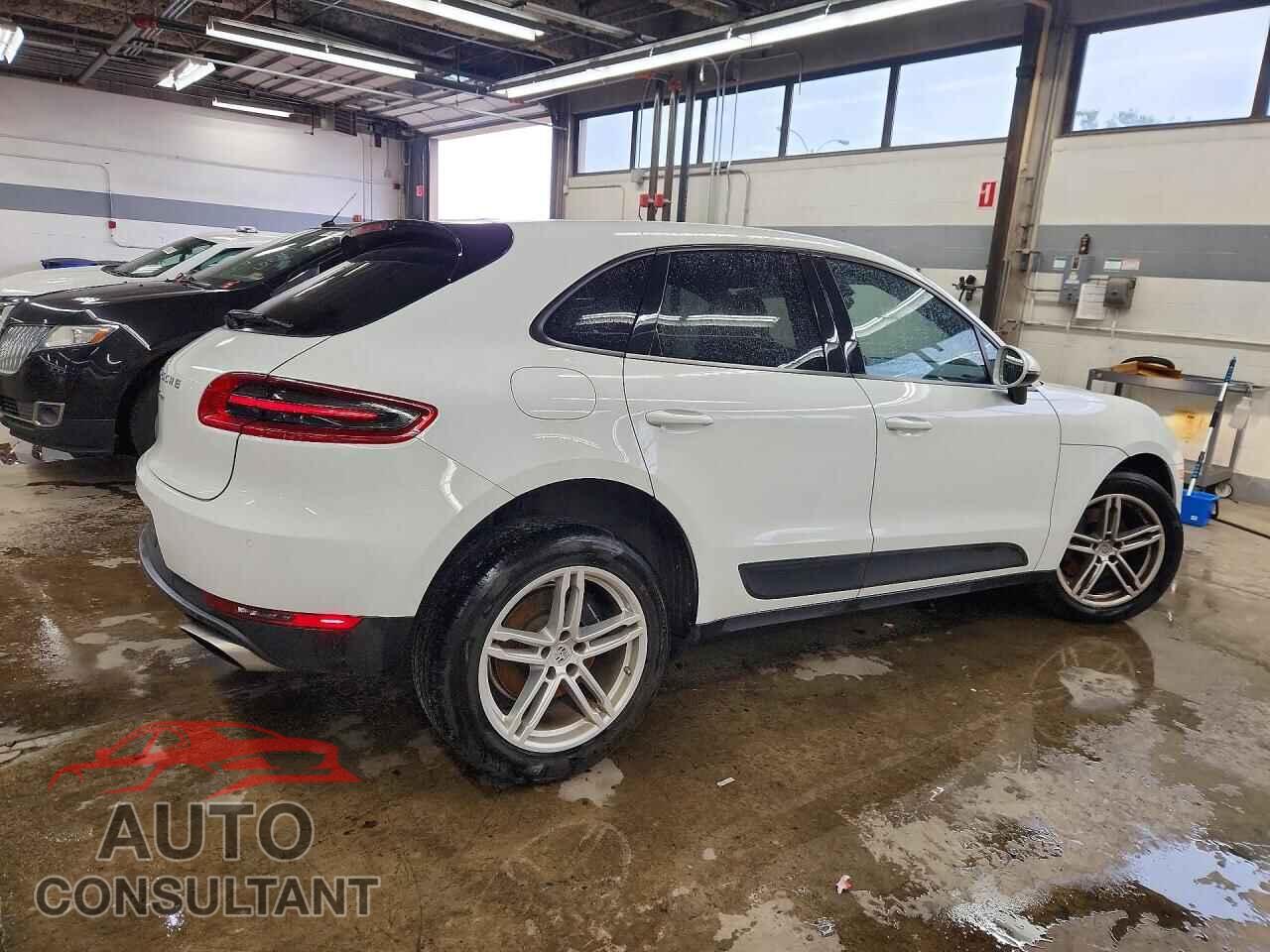 PORSCHE MACAN 2018 - WP1AA2A55JLB19250