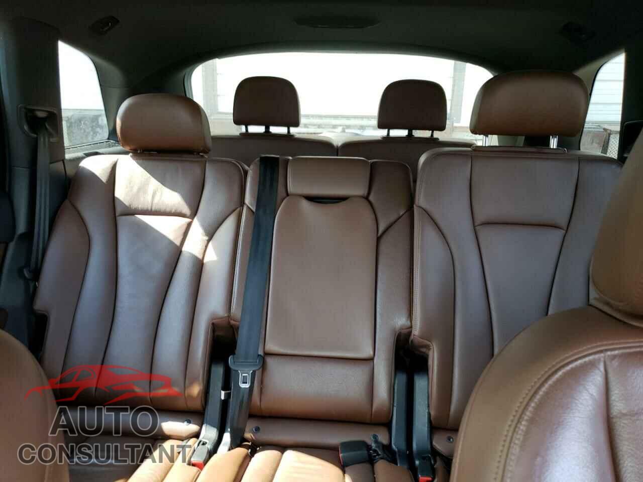 AUDI Q7 2017 - WA1LHAF71HD048962