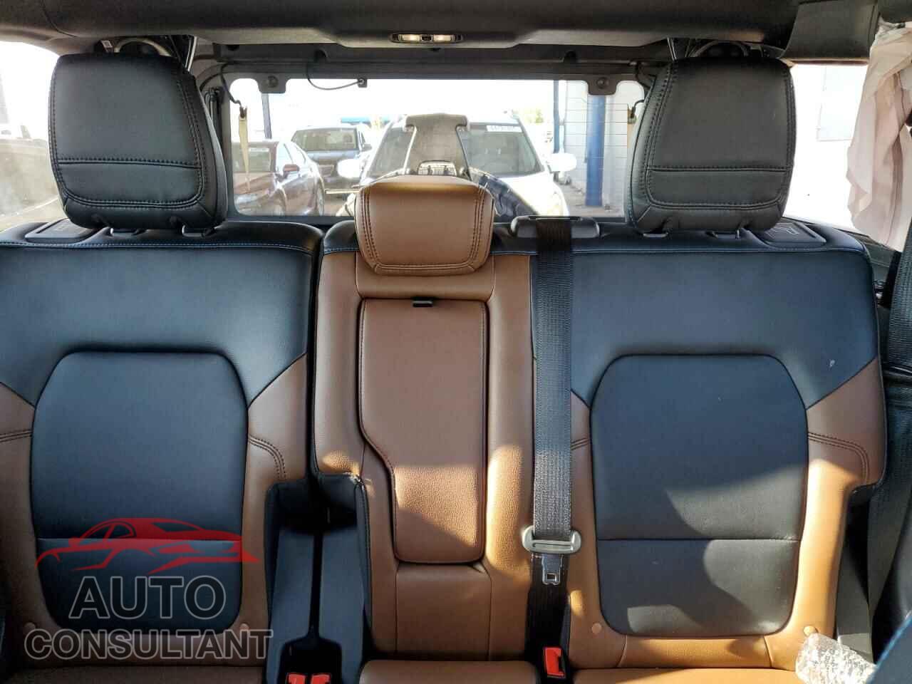 FORD BRONCO 2023 - 1FMEE5DP9PLC19572