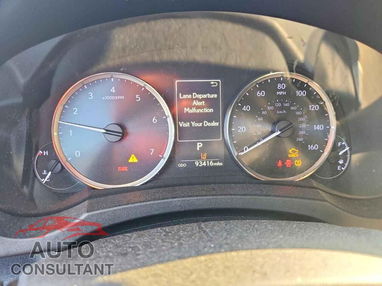 LEXUS IS 2017 - JTHCM1D20H5016103