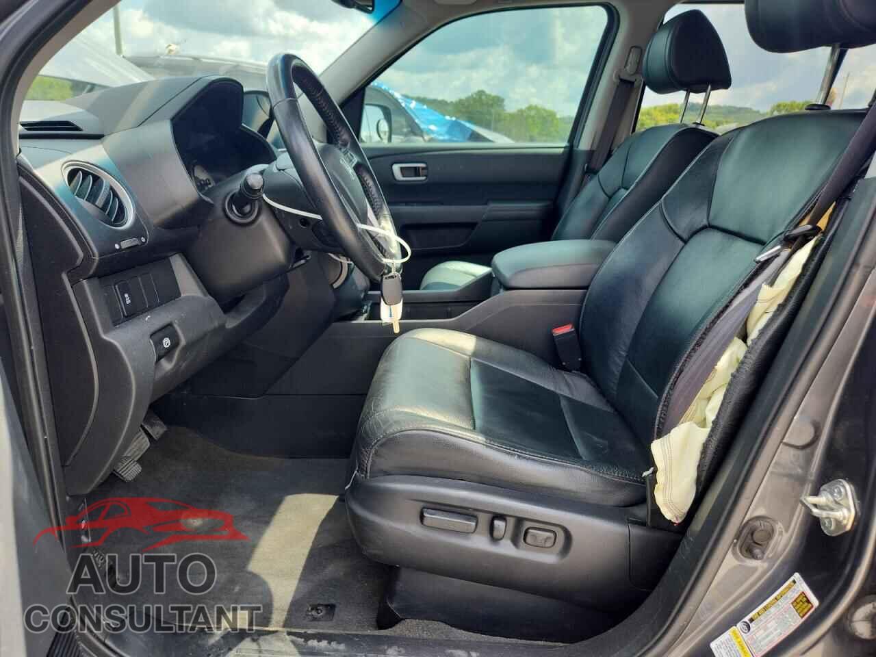 HONDA PILOT 2013 - 5FNYF3H5XDB034151