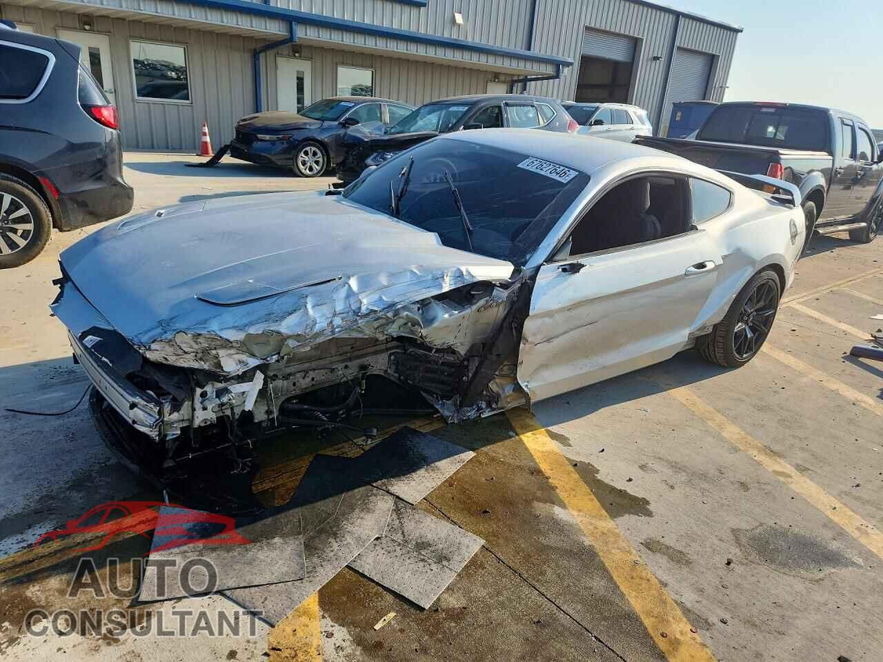 FORD MUSTANG 2017 - 1FA6P8CF4H5209394