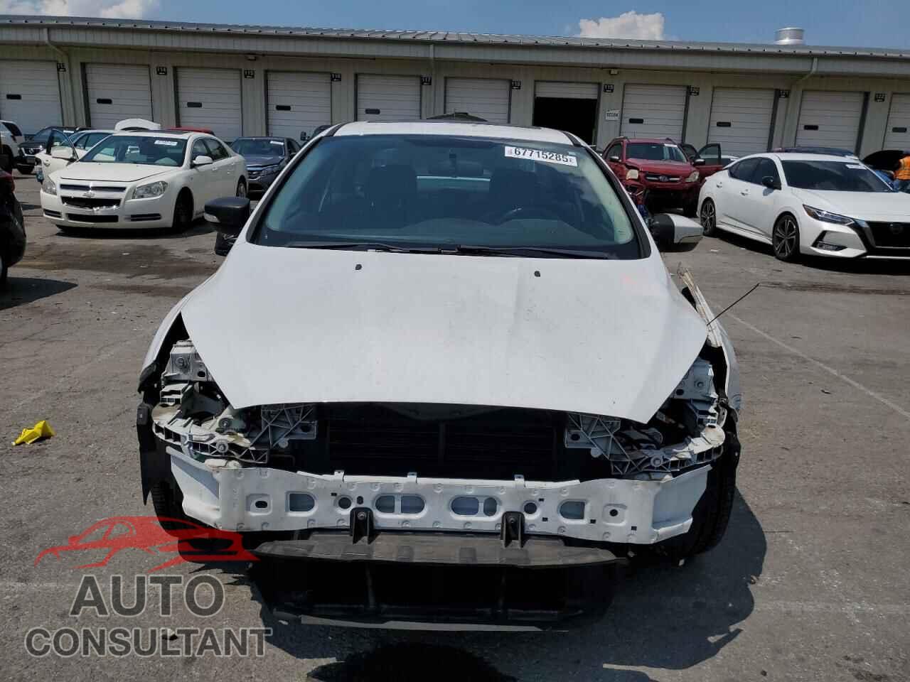 FORD FOCUS 2015 - 1FADP3F25FL277277