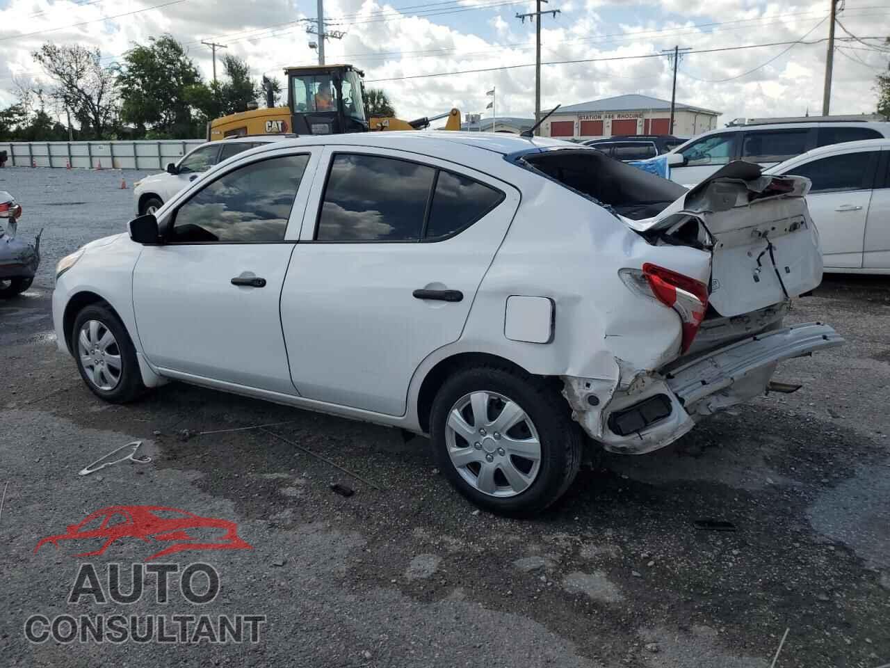 NISSAN VERSA 2017 - 3N1CN7AP1HL890819