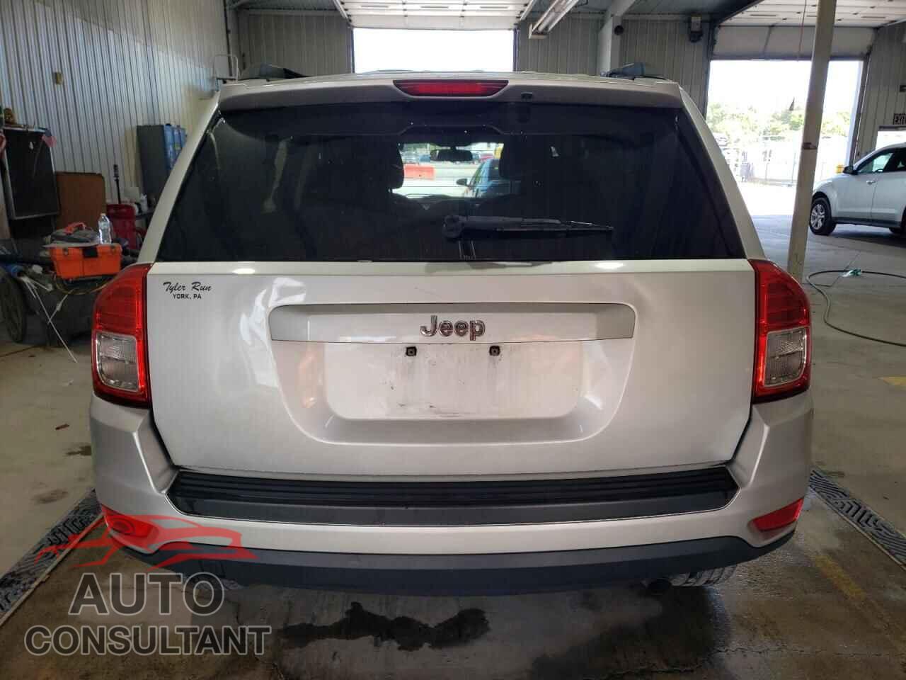 JEEP COMPASS 2011 - 1J4NT1FA8BD285393