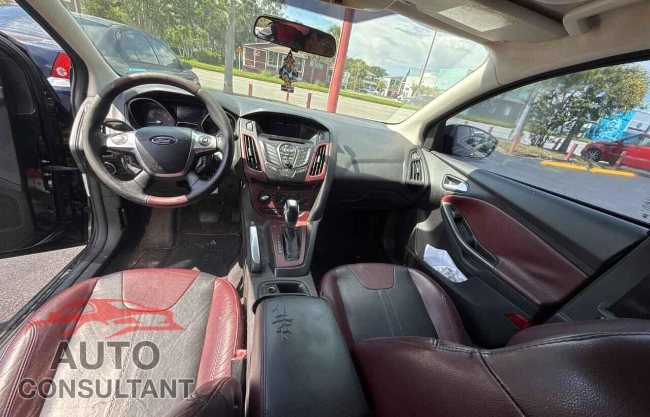 FORD FOCUS 2013 - 1FADP3K28DL224009