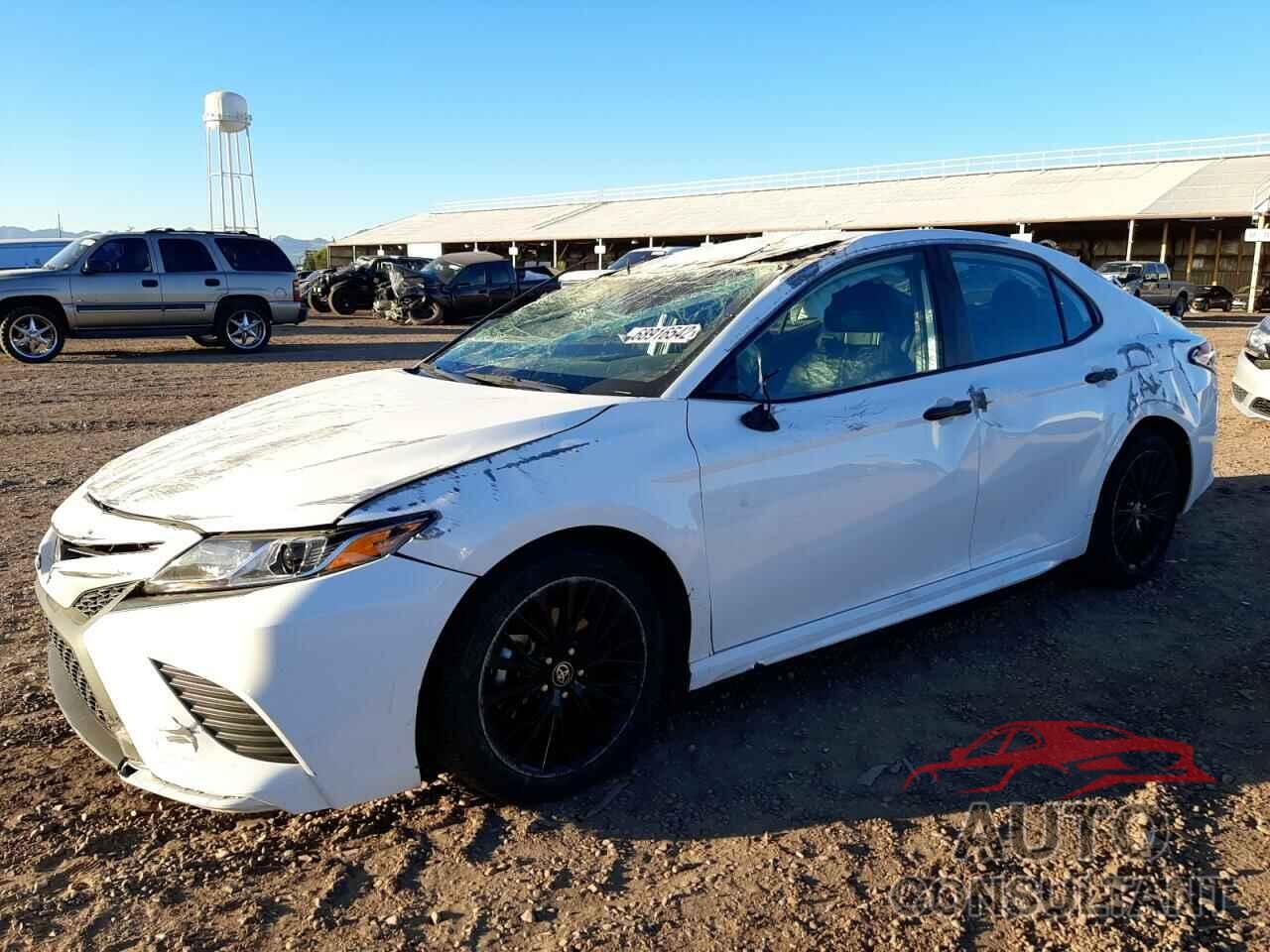 TOYOTA CAMRY 2020 - 4T1G11AK4LU402176