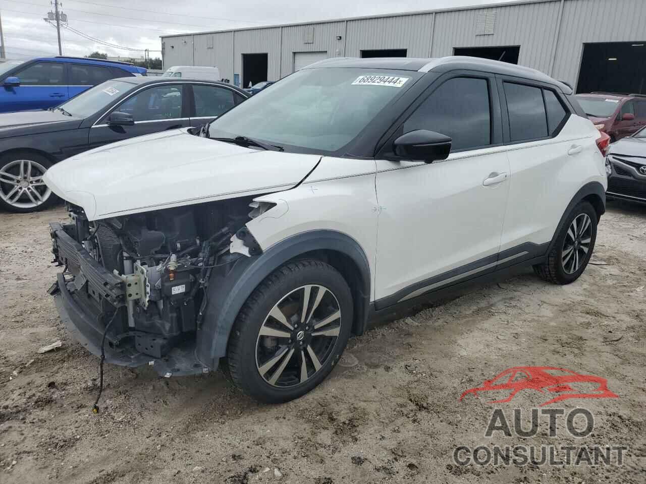 NISSAN KICKS 2019 - 3N1CP5CU3KL505804