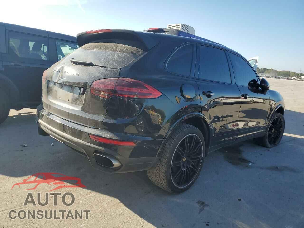 PORSCHE CAYENNE 2018 - WP1AA2A2XJKA05773