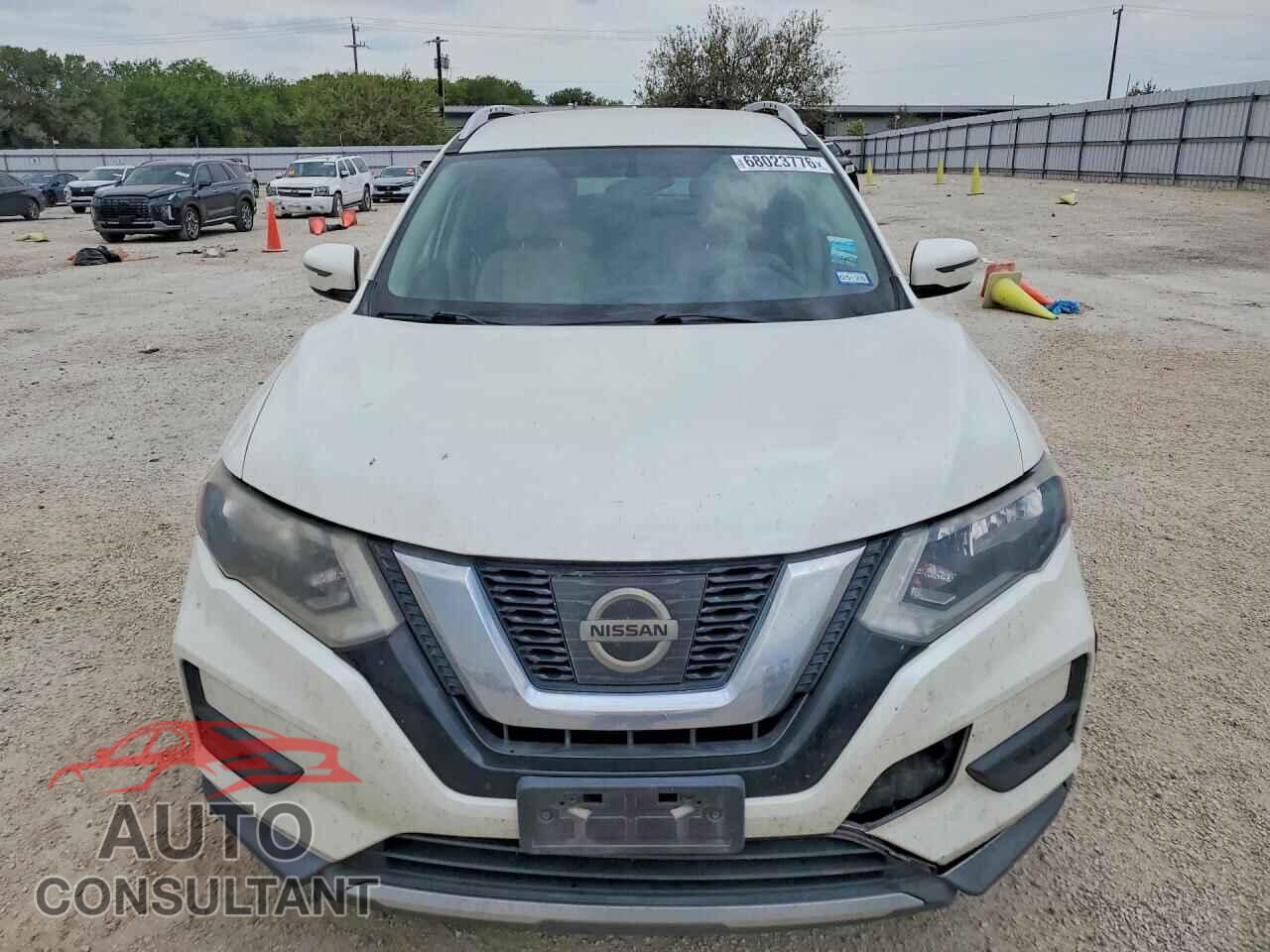 NISSAN ROGUE 2017 - KNMAT2MV5HP599252