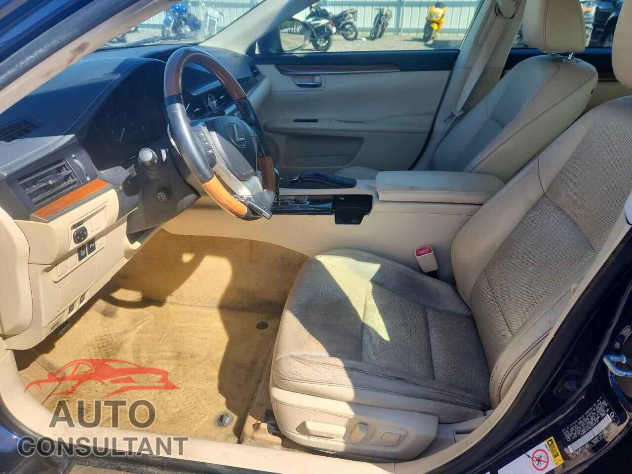 LEXUS ES300 2014 - JTHBW1GGXE2068140