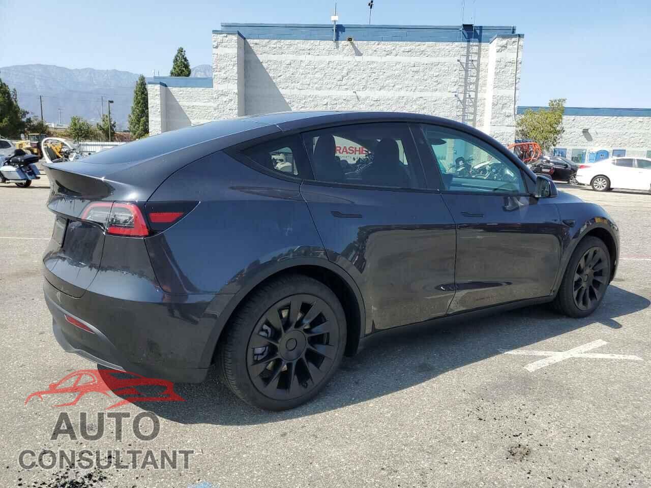 TESLA MODEL Y 2024 - 7SAYGDED0RF119721