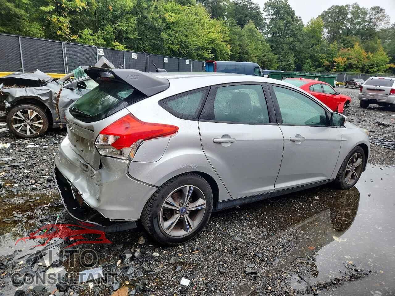 FORD FOCUS 2014 - 1FADP3K2XEL189233