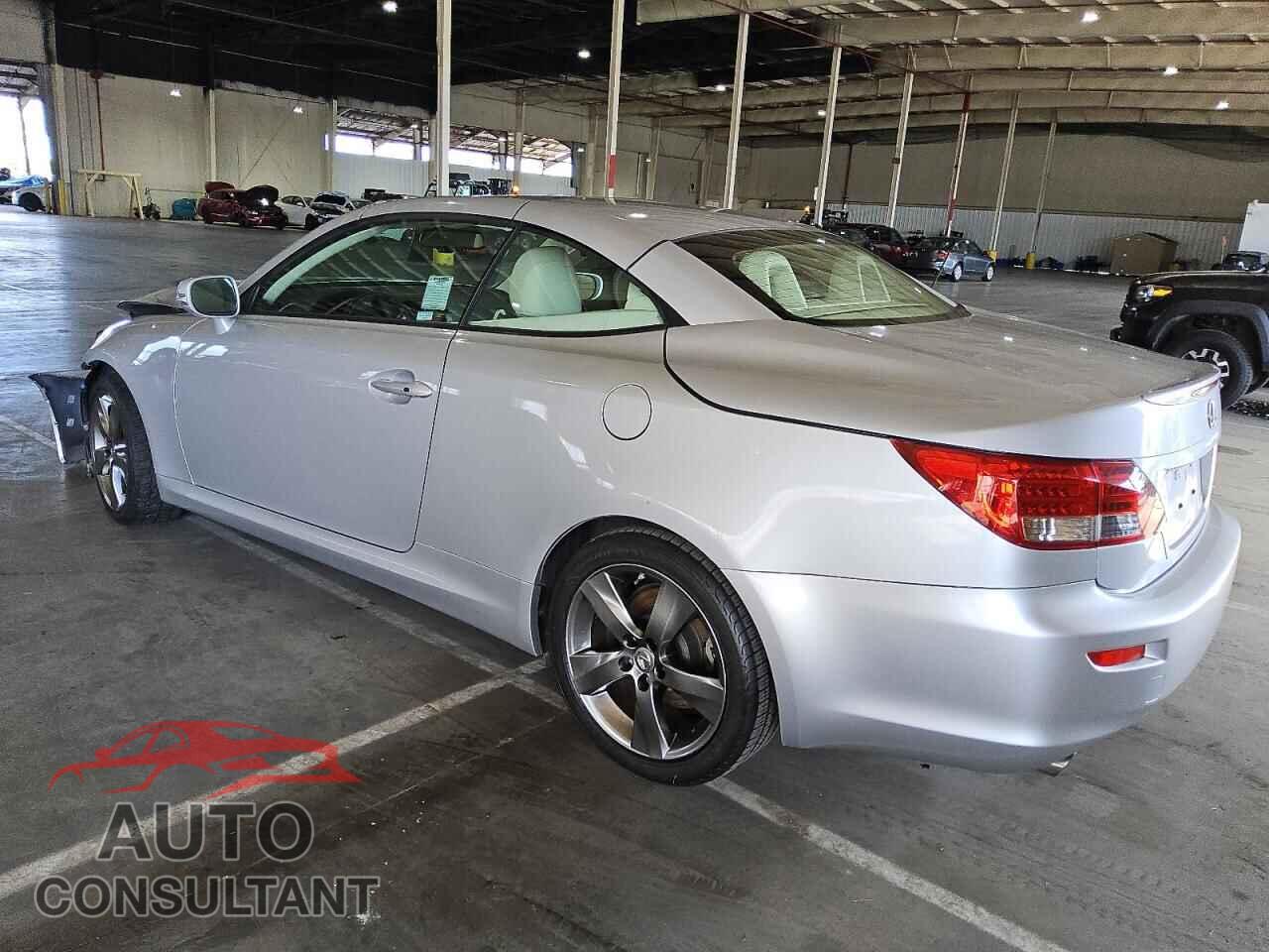 LEXUS IS 2011 - JTHFF2C26B2519092