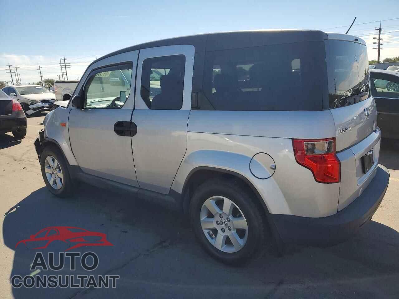 HONDA ELEMENT 2011 - 5J6YH2H78BL007220