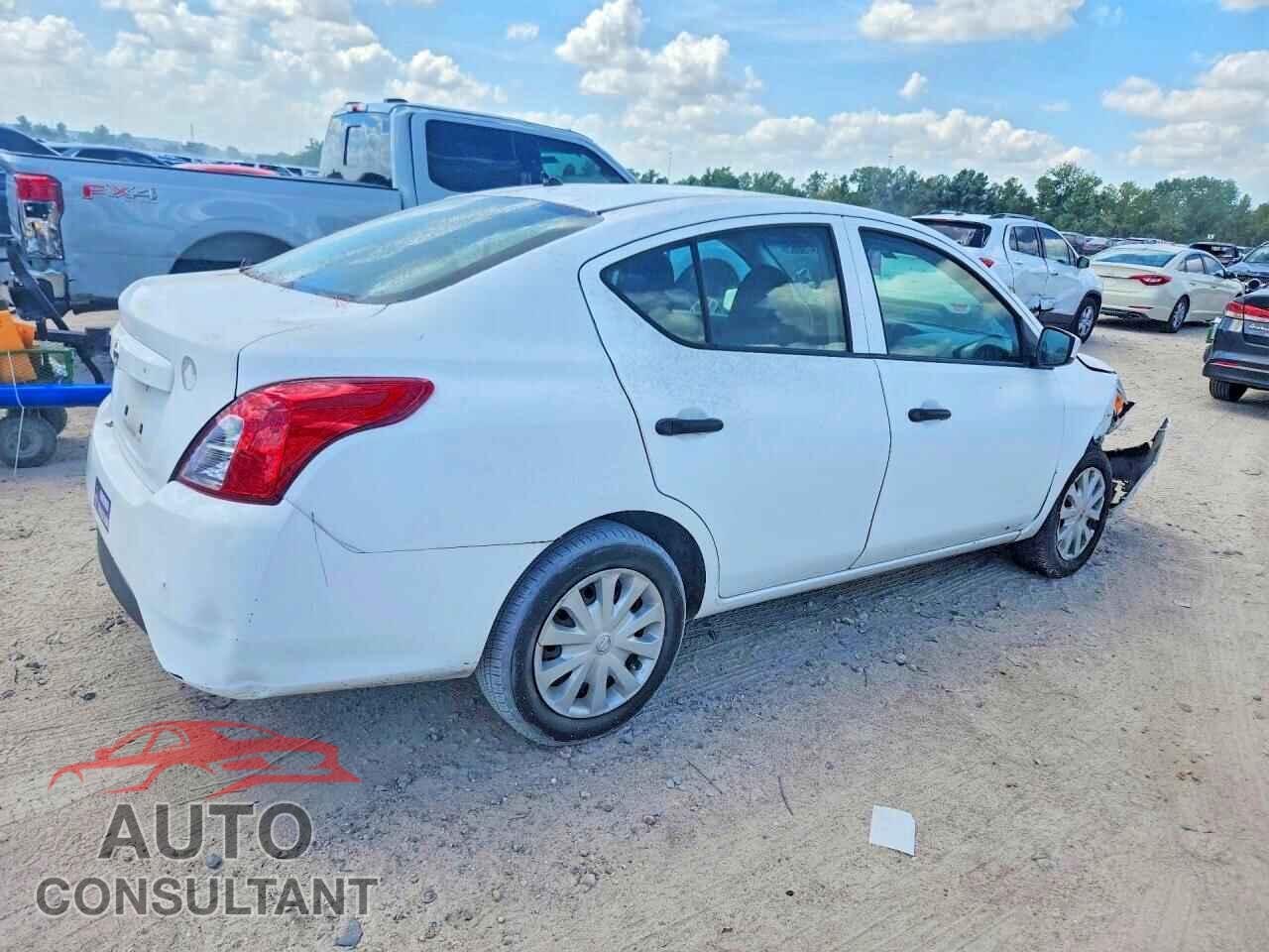 NISSAN VERSA 2016 - 3N1CN7AP2GL891735