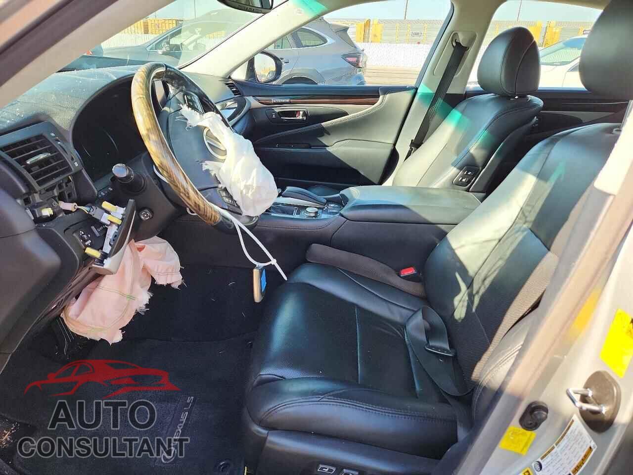LEXUS LS460 2014 - JTHBL5EF7E5131252