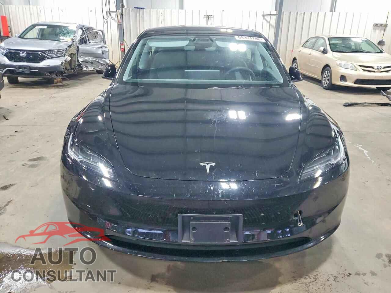 TESLA MODEL 3 2024 - 5YJ3E1EB2RF740307