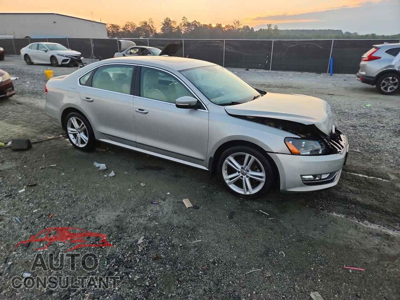 VOLKSWAGEN PASSAT 2014 - 1VWCN7A37EC080190