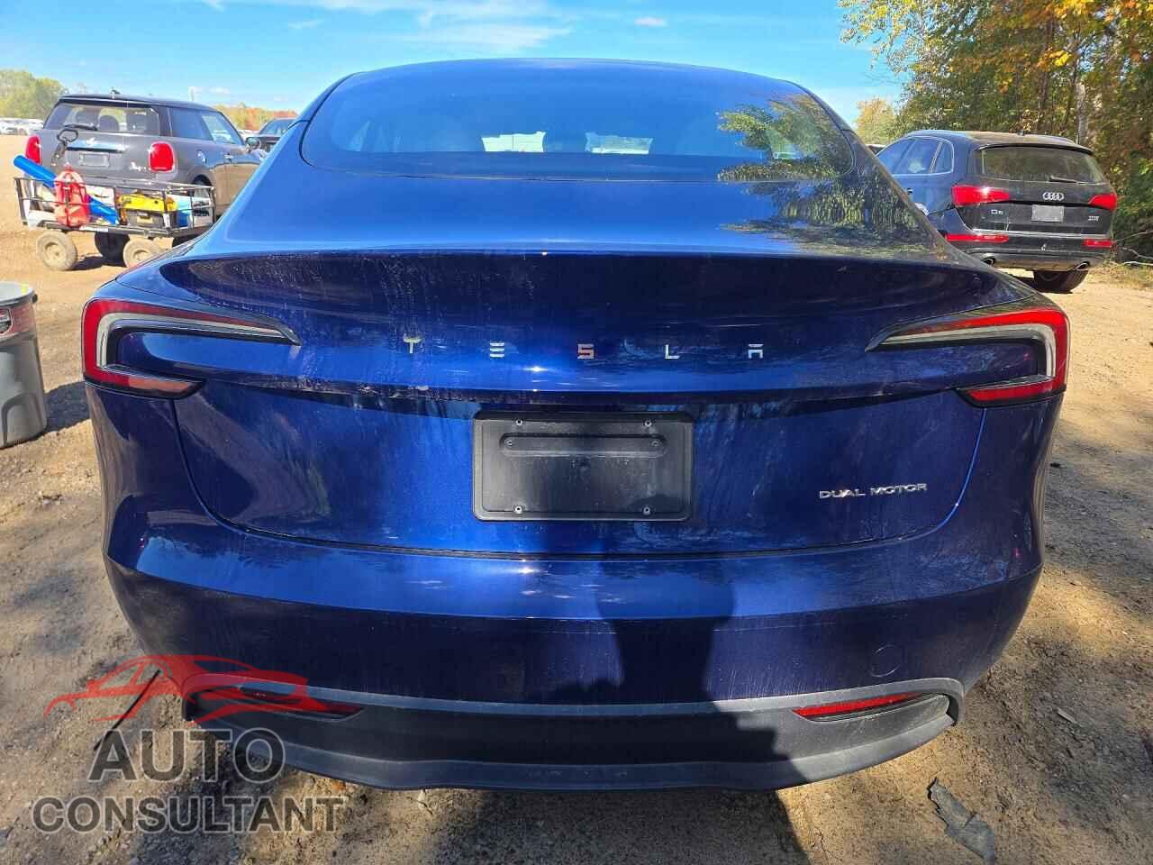 TESLA MODEL 3 2024 - LRW3E7EB8RC246210