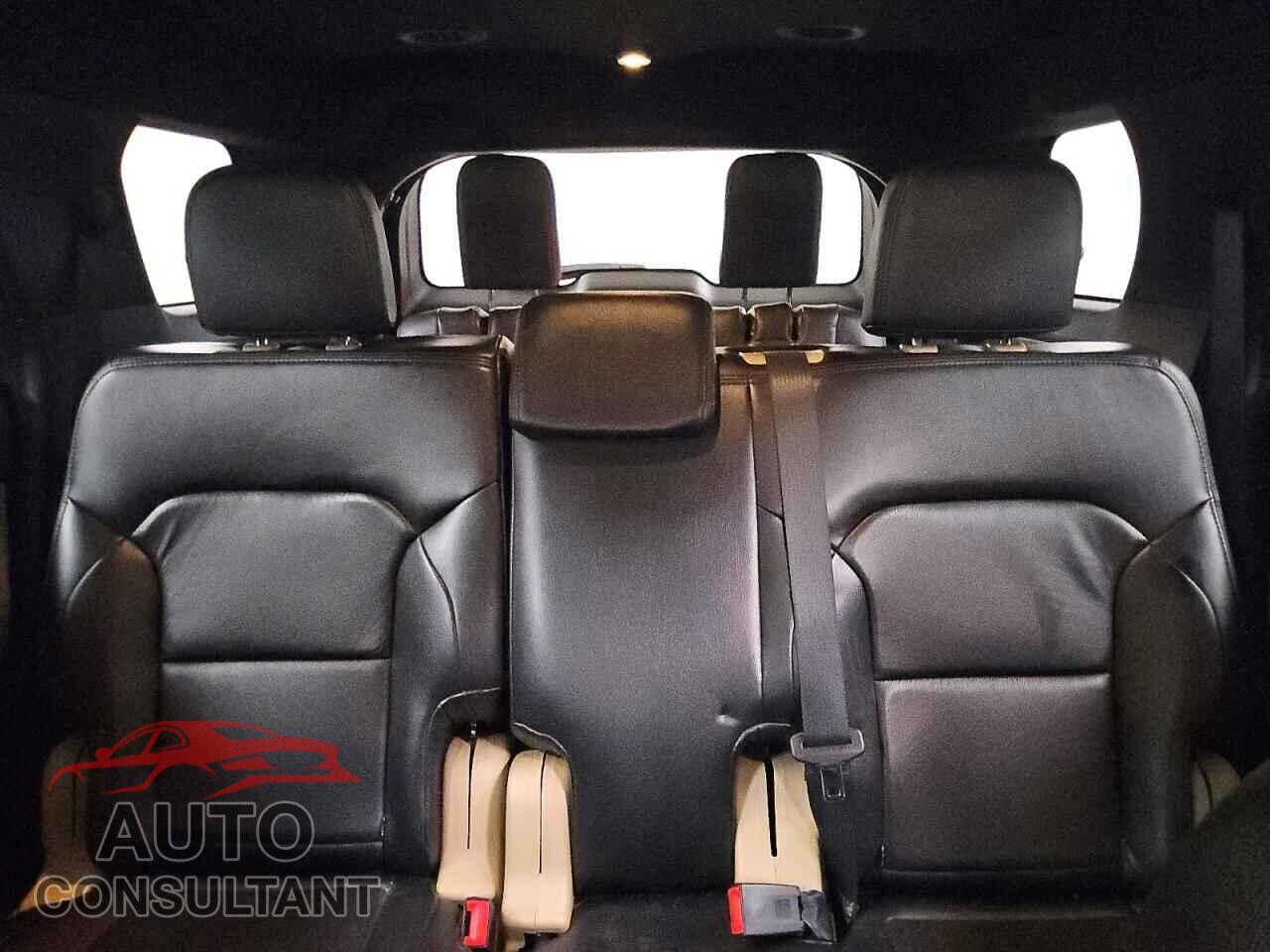 FORD EXPLORER 2016 - 1FM5K7B81GGB04893