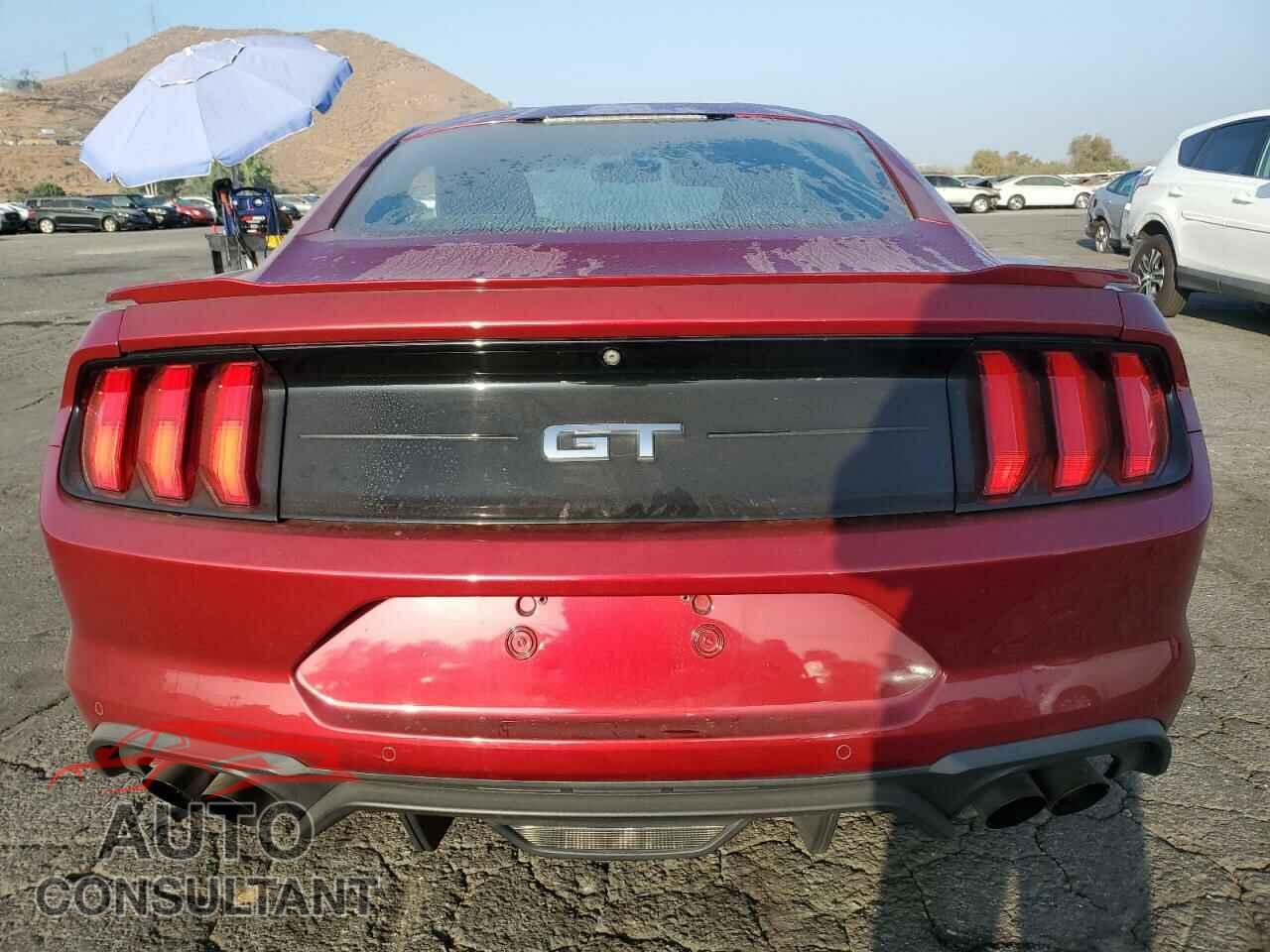 FORD MUSTANG 2018 - 1FA6P8CF0J5114384