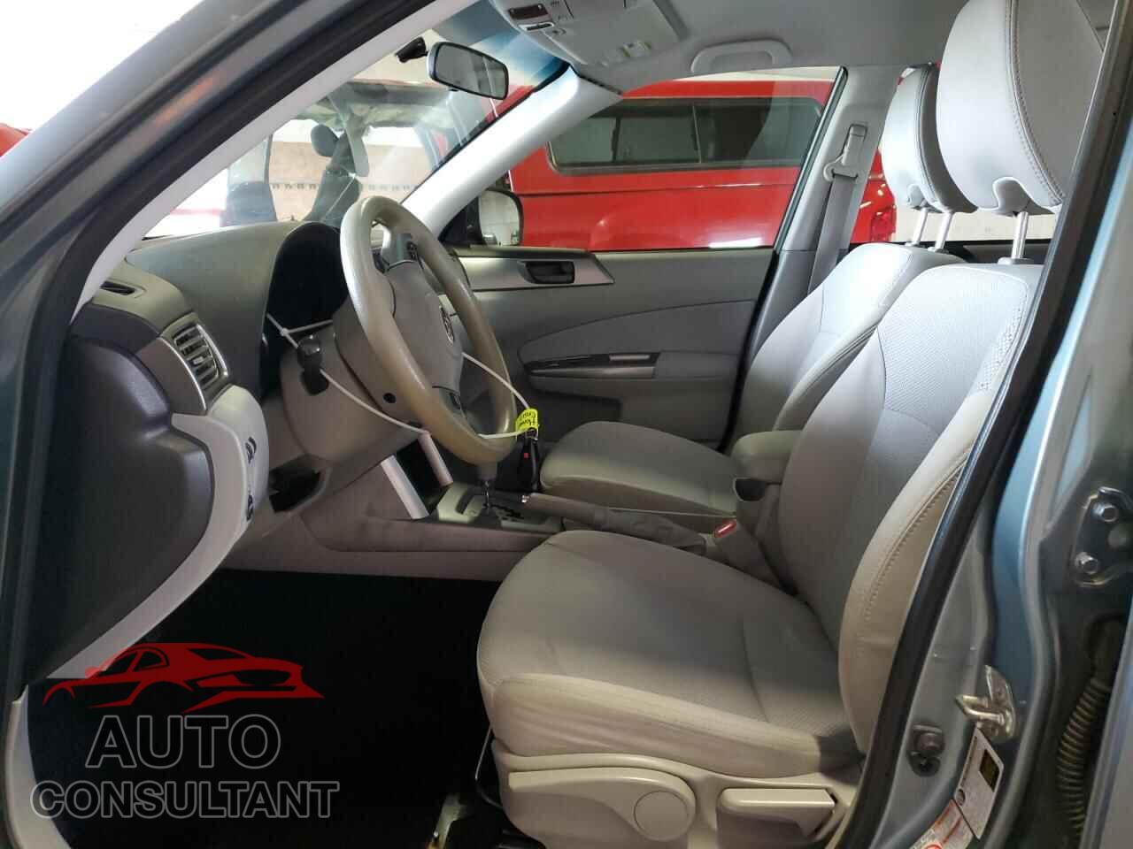 SUBARU FORESTER 2013 - JF2SHABC8DH401528