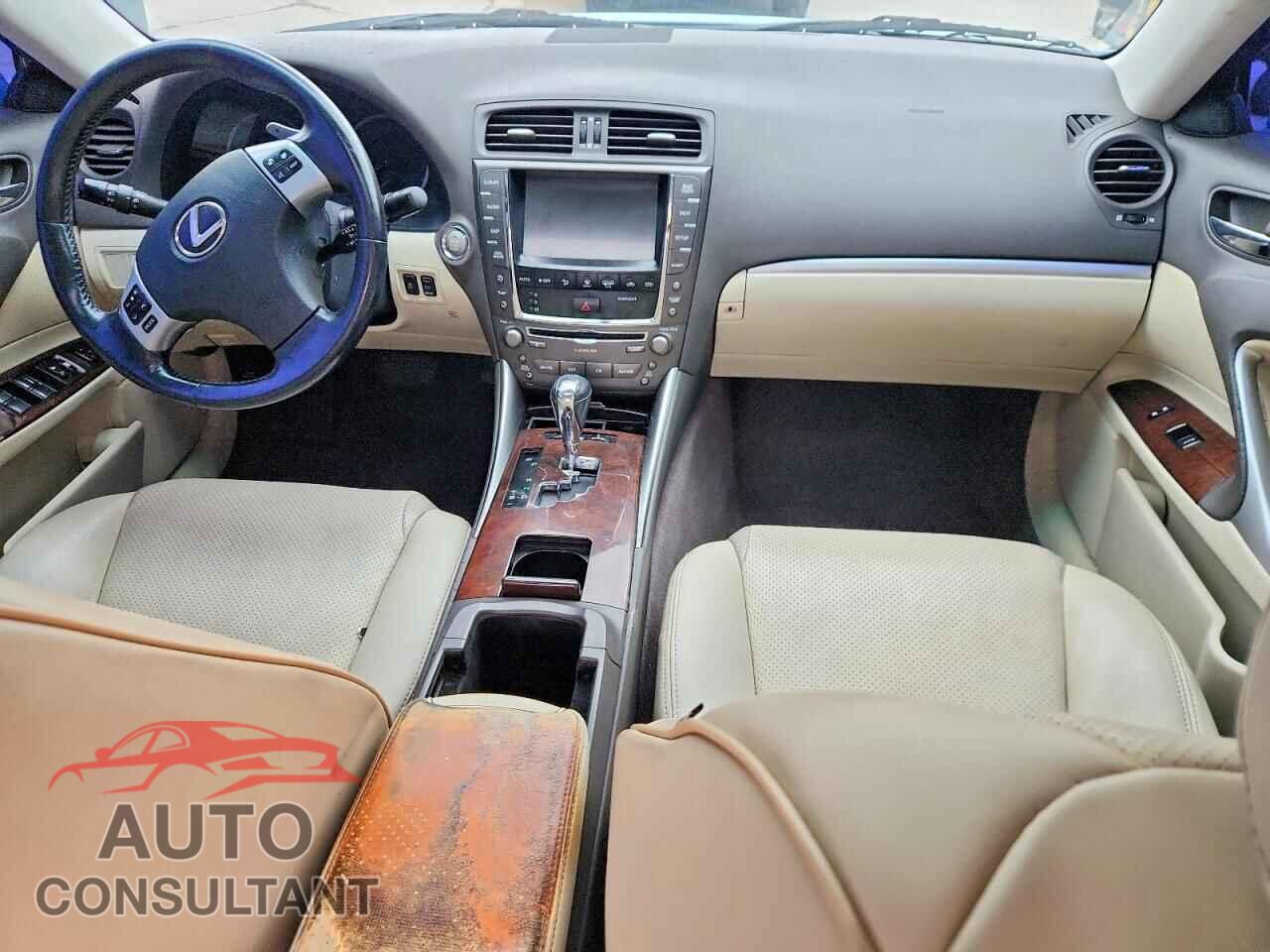 LEXUS IS 2011 - JTHBF5C21B5154609