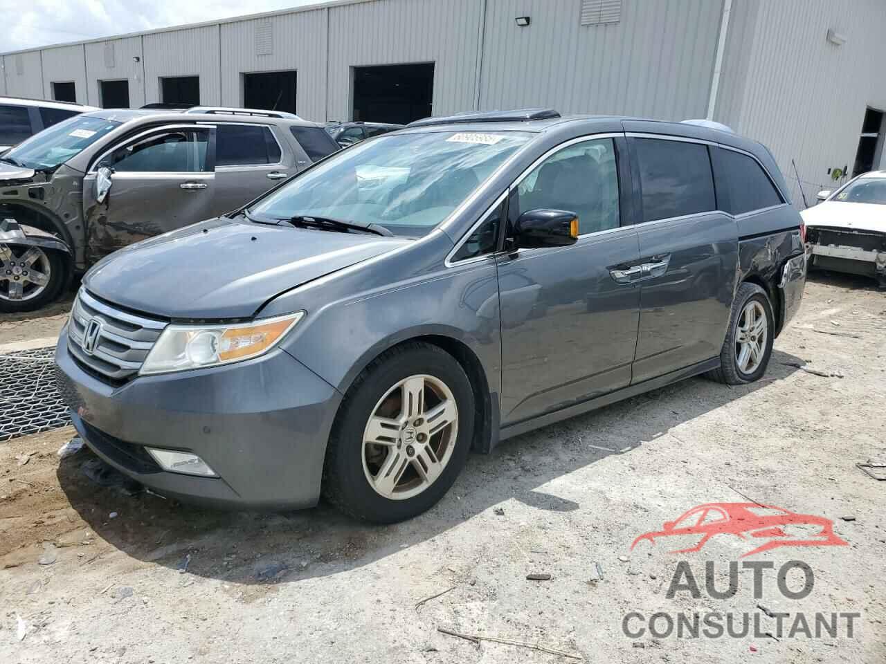 HONDA ODYSSEY 2013 - 5FNRL5H98DB030806