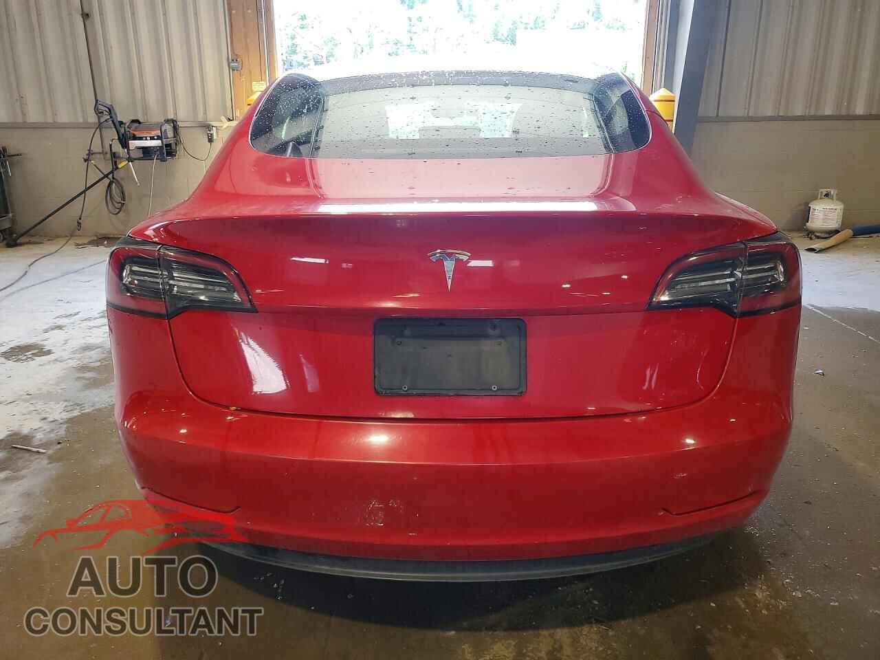 TESLA MODEL 3 2022 - 5YJ3E1EA3NF371300