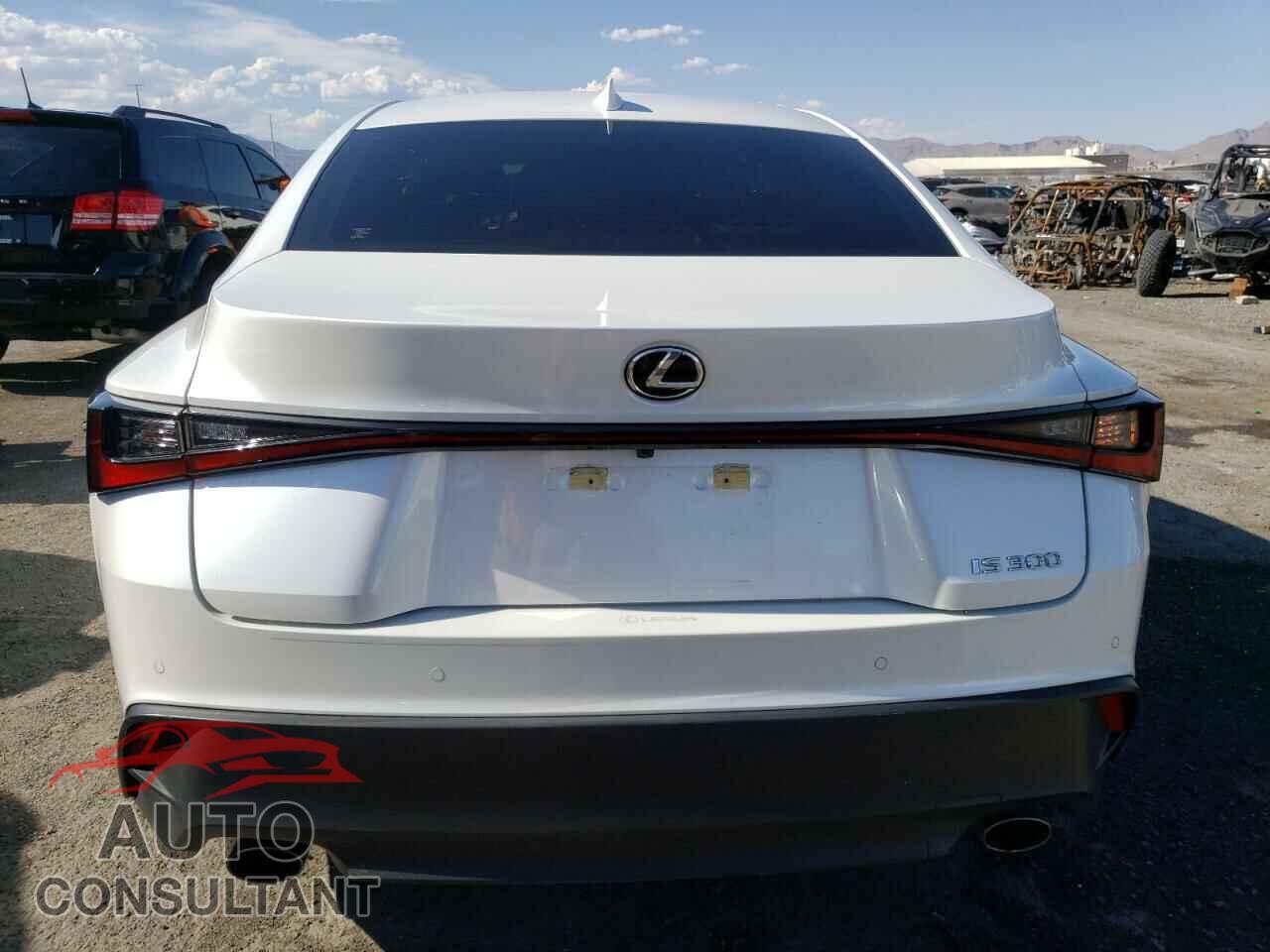 LEXUS IS 2021 - JTHCA1D22M5110180