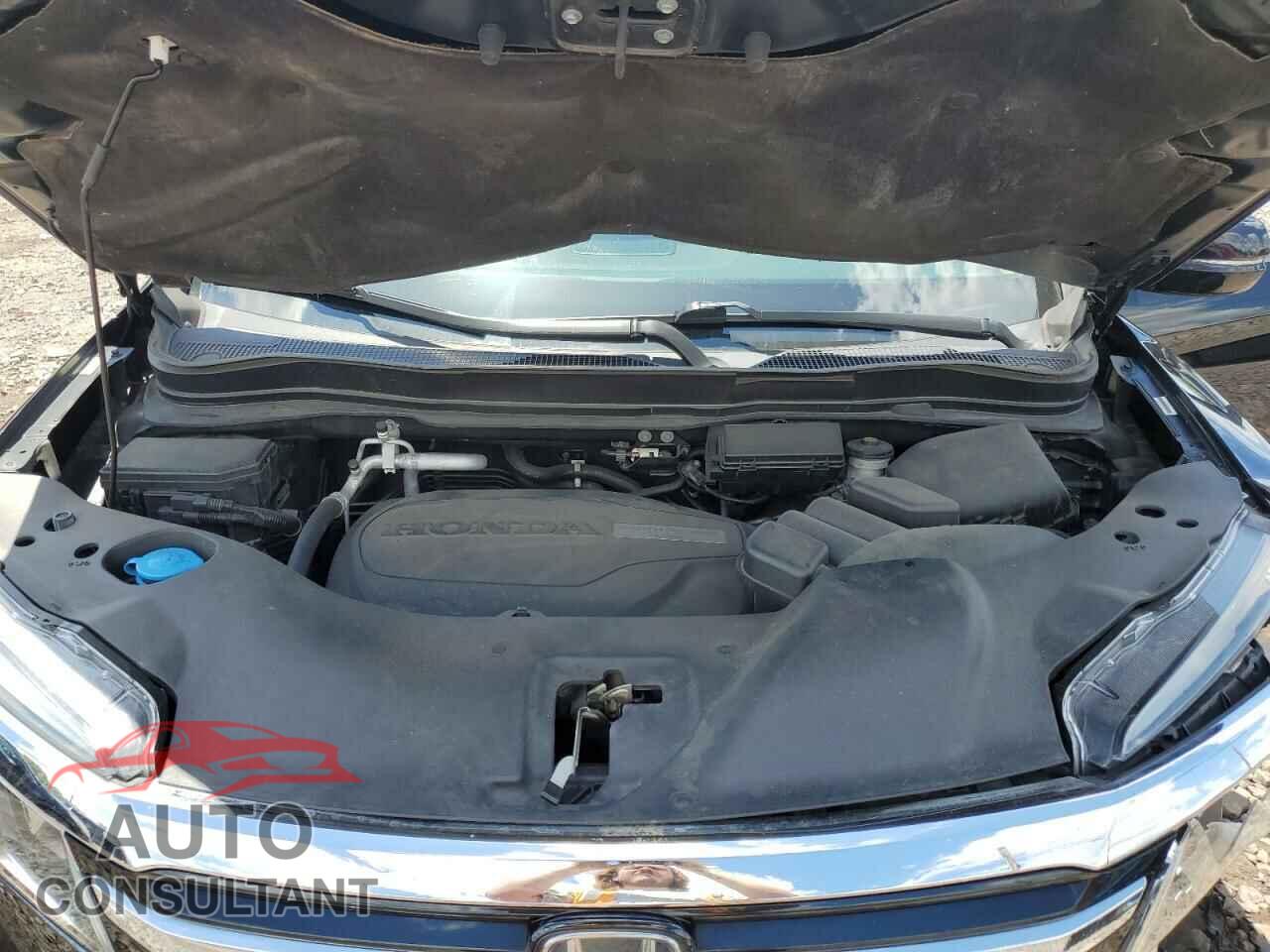 HONDA PILOT 2017 - 5FNYF6H05HB077274
