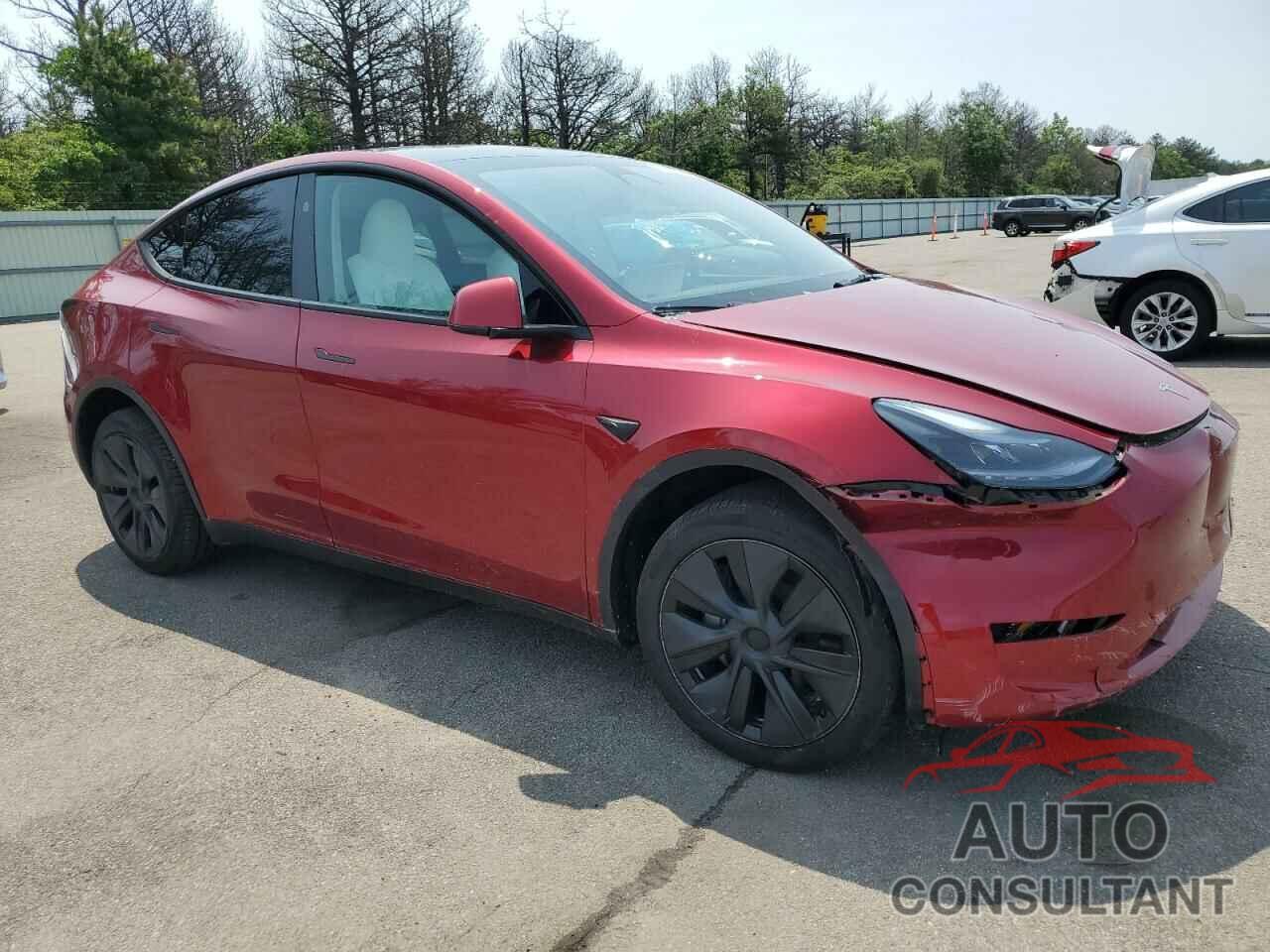 TESLA MODEL Y 2024 - 7SAYGDEE5RA305759
