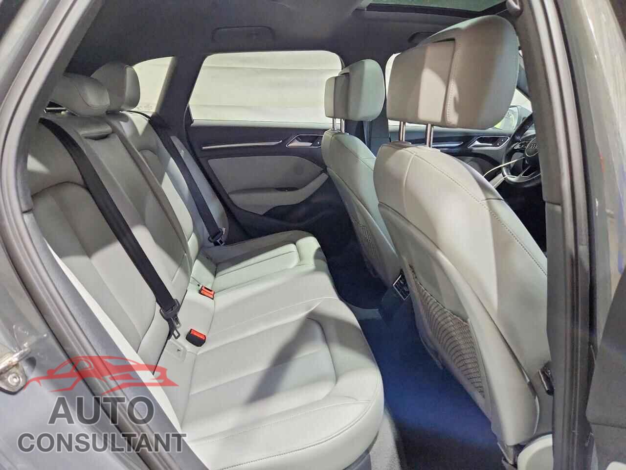 AUDI A3 2017 - WAUTPBFF3HA088321