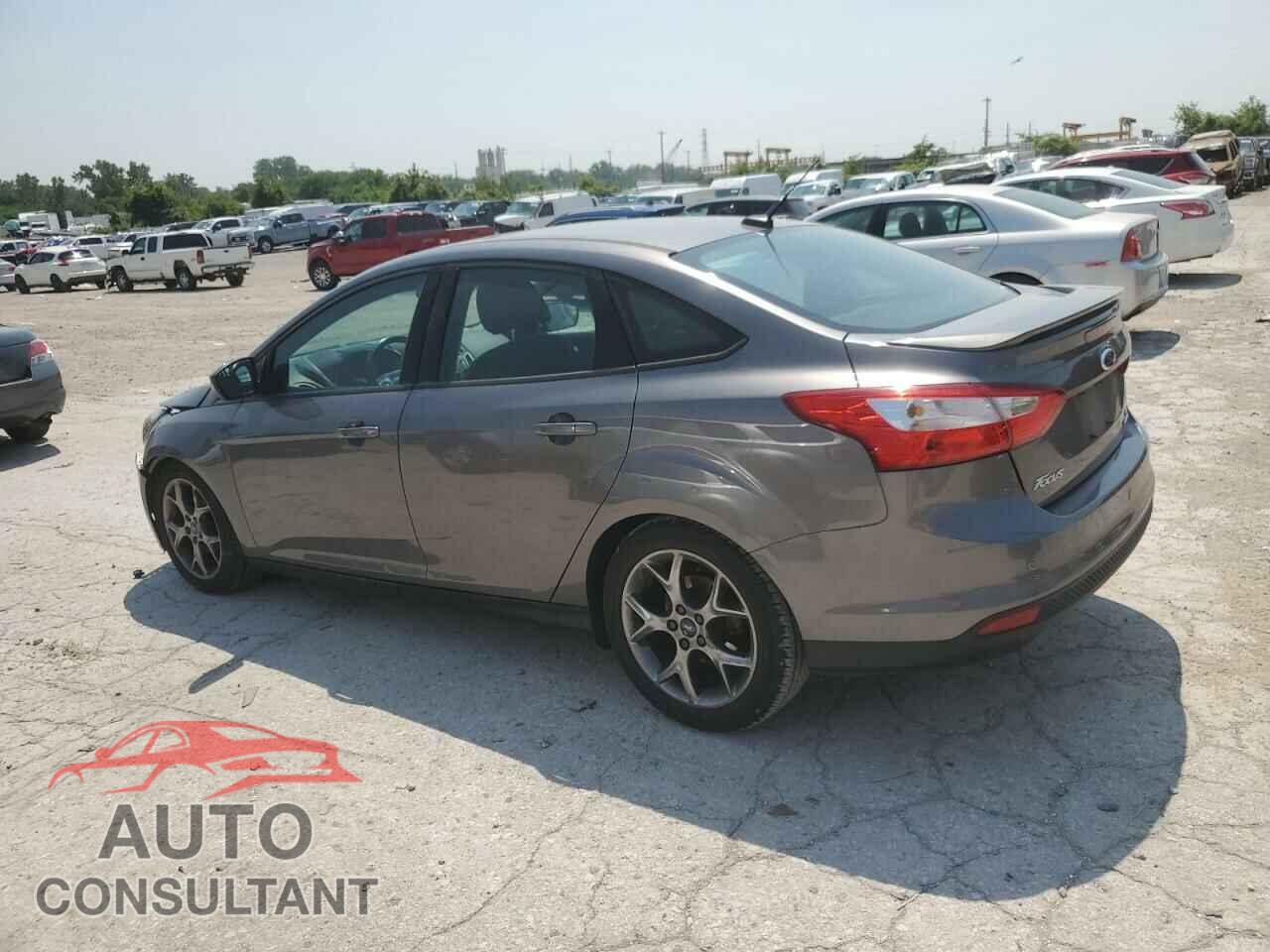 FORD FOCUS 2014 - 1FADP3F21EL452123