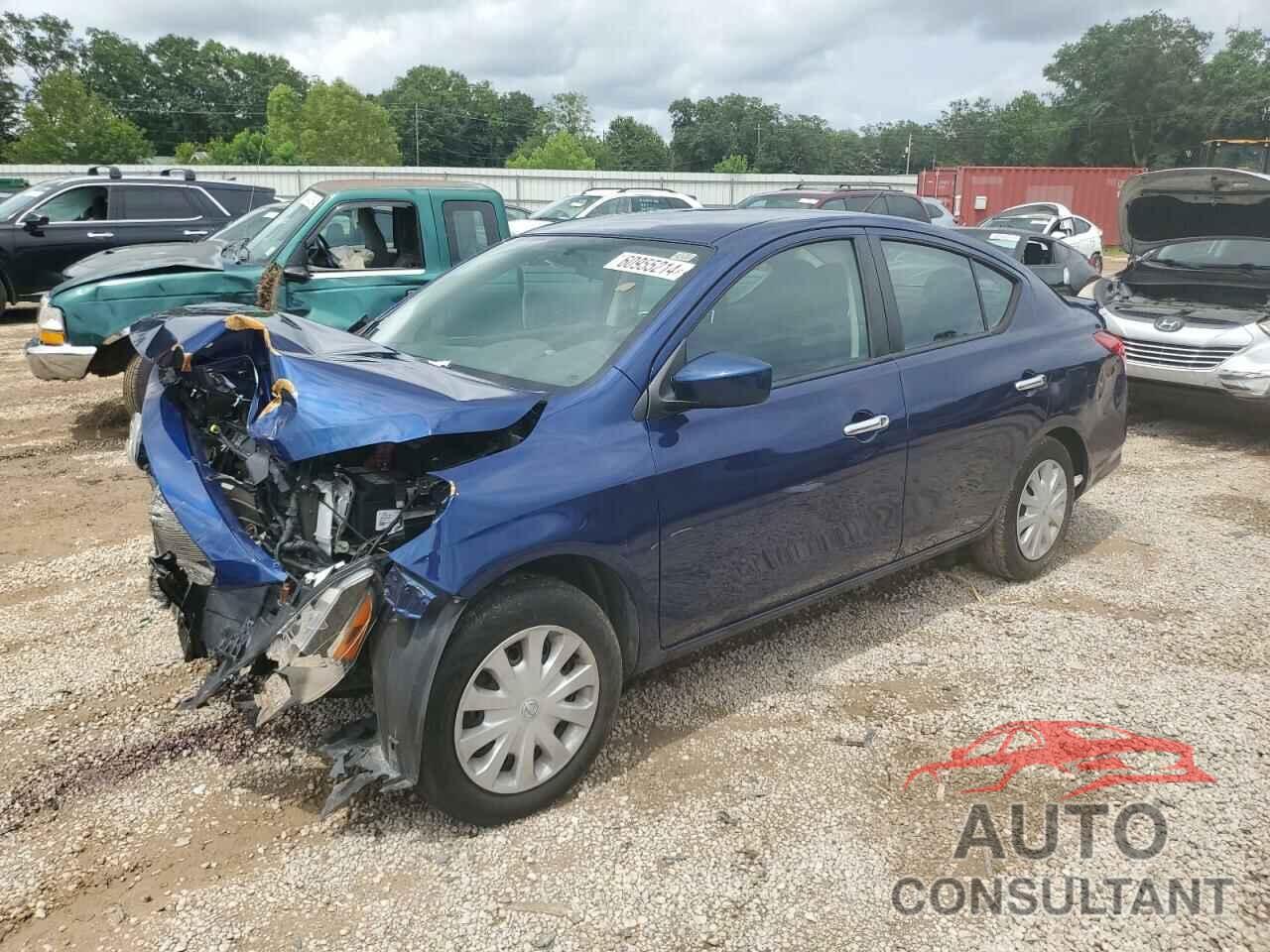 NISSAN VERSA 2019 - 3N1CN7AP3KL815935