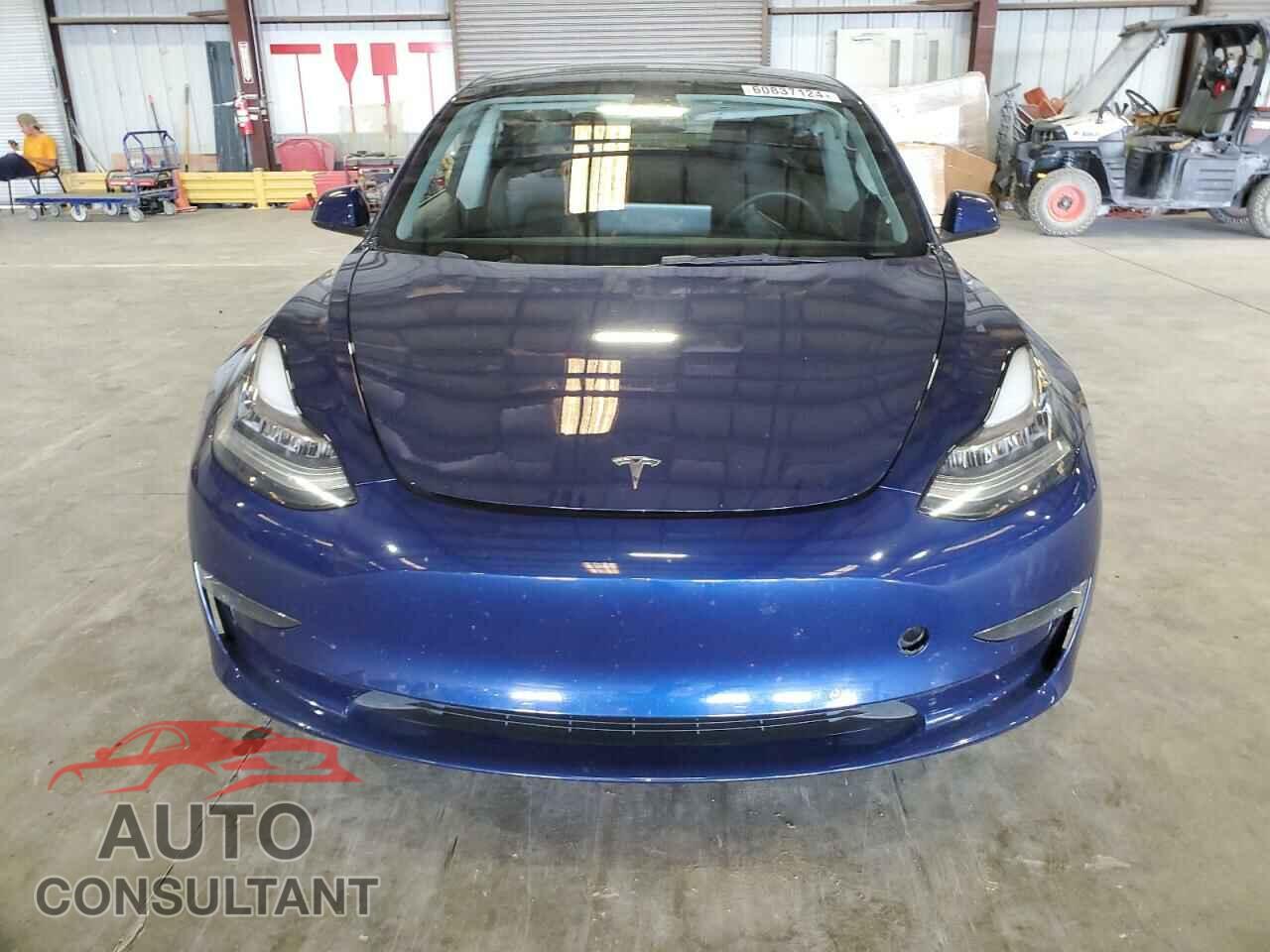 TESLA MODEL 3 2022 - 5YJ3E1EB5NF276570